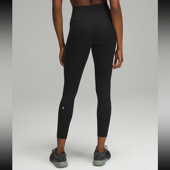 New with tags Lululemon Wunder Train High-Rise Ribbed
Tight 25", Black. Size 6. - Picture 5 of 15